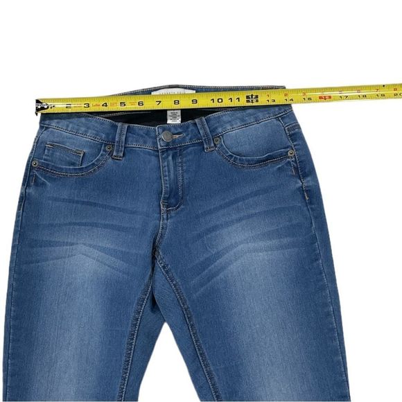 Kenneth cole reaction crop jeans size 2 - Picture 4 of 12